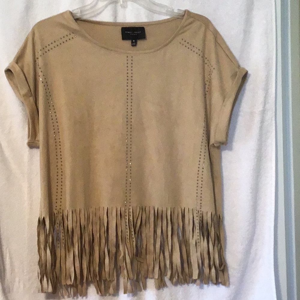 Romeo &Juliet faux suede top NWOT